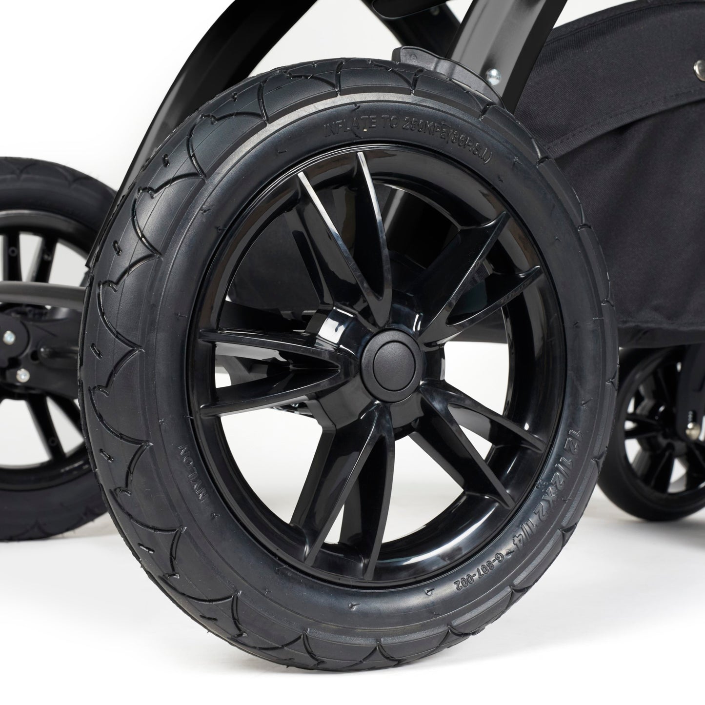 Ickle Bubba - STOMP LUXE AIO, i-SIZE & ISOFIX BASE - BLACK / CHARCOAL GREY / BLACK