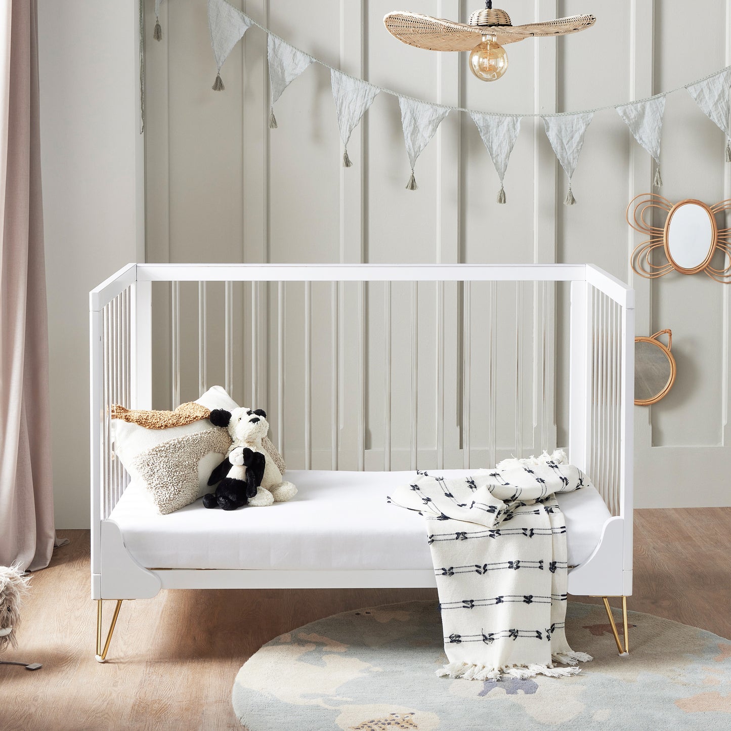 Babymore Mini Cot Kimi Cot Bed - Acrylic