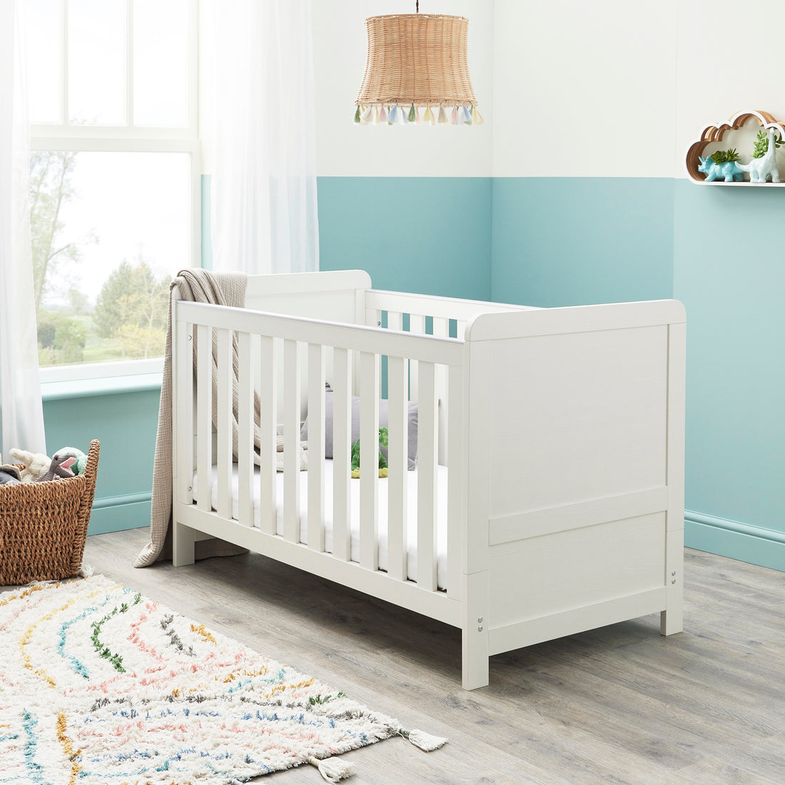 Babymore Caro Mini Cot Bed – White Wash