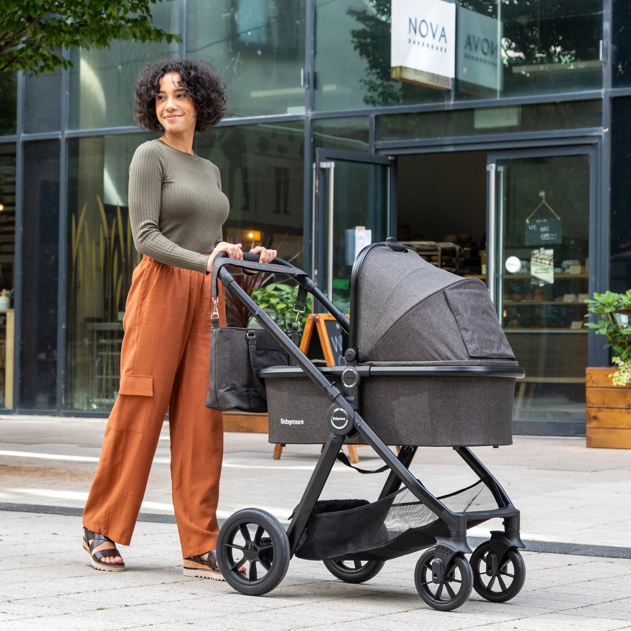 Babymore Memore V2 Pram Pushchair – Sleek Black Travel System
