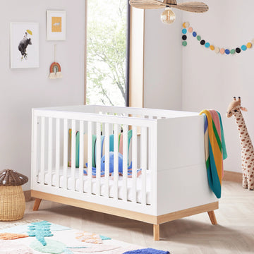 Babymore Mona Cot – Classic White