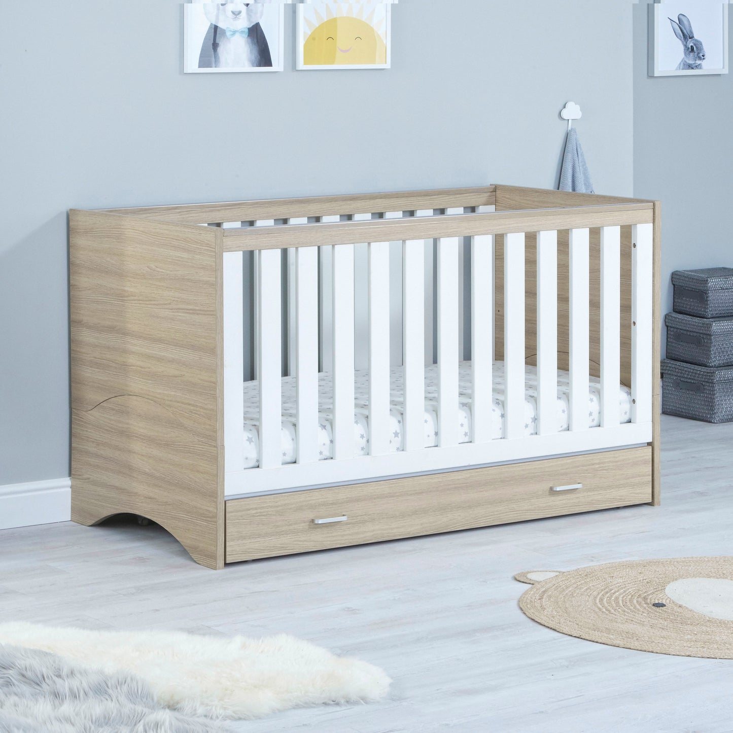 Babymore Veni Cot Bed With Drawer